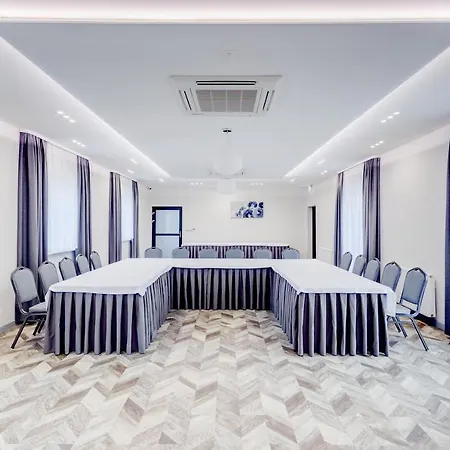 Jurajski Krysztal Hotel 4*
