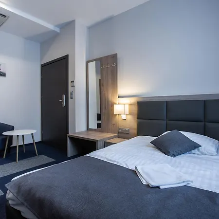 Jurajski Krysztal Hotel 4*