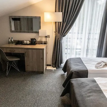 Jurajski Krysztal Hotel