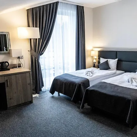 Jurajski Krysztal Hotel 4*