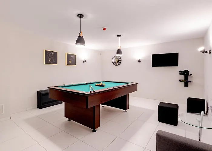 Jurajski Krysztal 4*