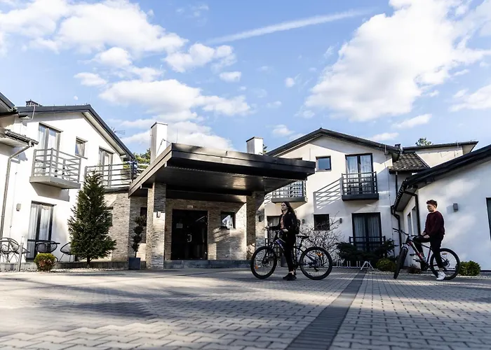 Jurajski Krysztal 4*