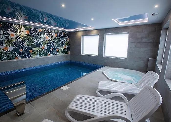 Jurajski Kryształ Hotel Zaborze (Zarki)